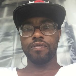 Meet your Posher, Thomas